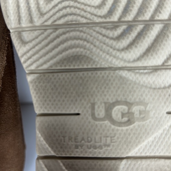 UGG Canoe Chukka Boots - Picture 10 of 14